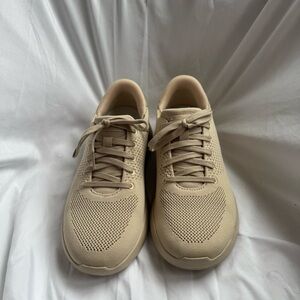 Kizik Lima Sneakers size Women’s 7.5 in Sand